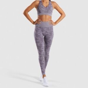 Light purple camo seamless Gymshark leggings and bra set